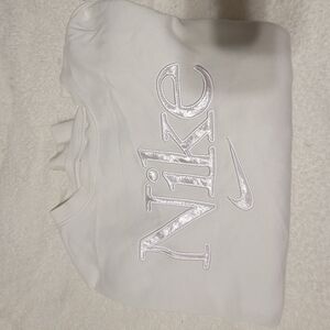 Nike Cream Pullover